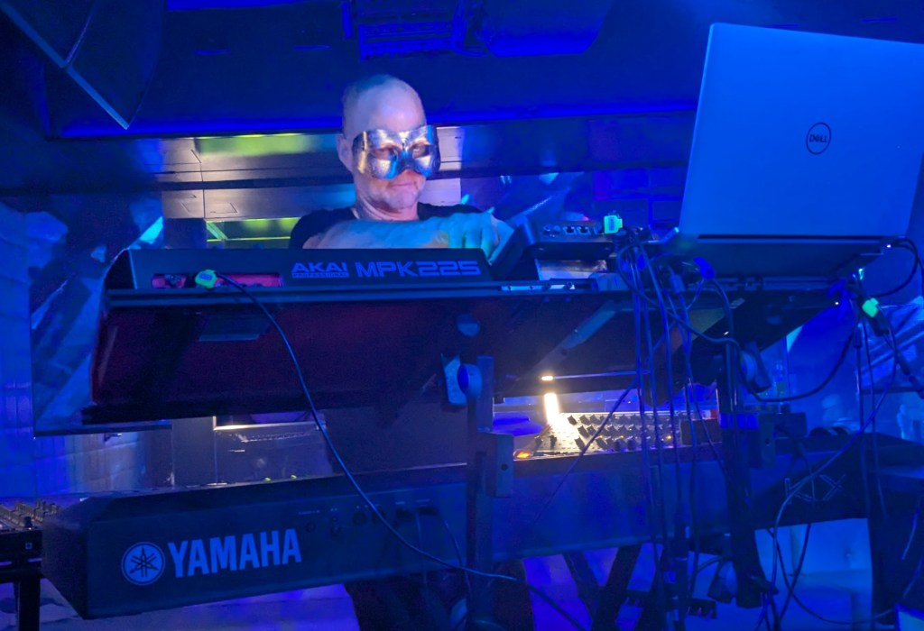 61 days, 21 tracks!!? (🎶October’s Monthly&nbsp;Notes)